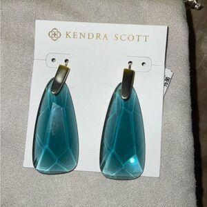 ✨ NWT Kendra Scott Oster Statement Earrings - Teal ✨